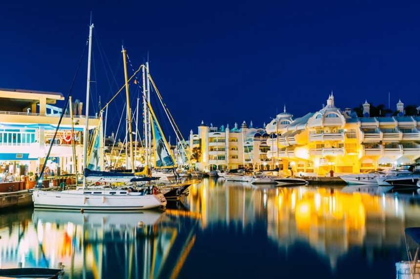 Suite Ron In Marina 2 People Puerto Deportivo Benalmádena Dış mekan fotoğraf